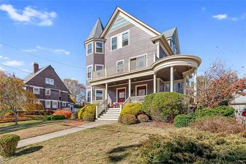 133 Columbia Avenue, Cranston, RI 02905