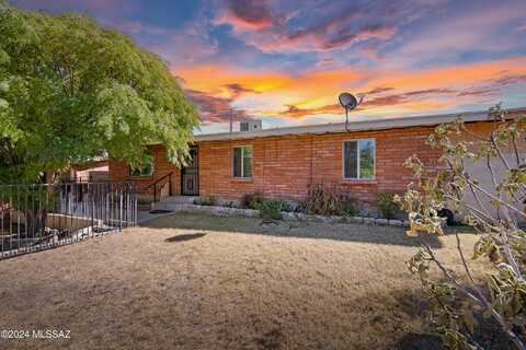 815 W Bitt Place, Nogales, AZ 85621