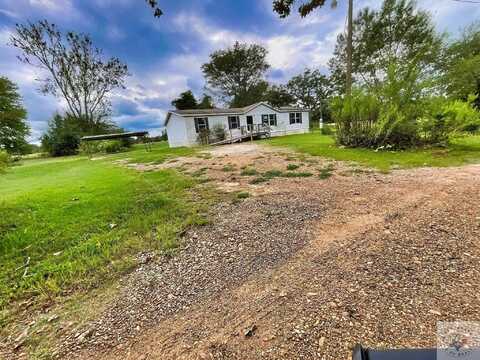 115 County Rd 1116, Maud, TX 75567