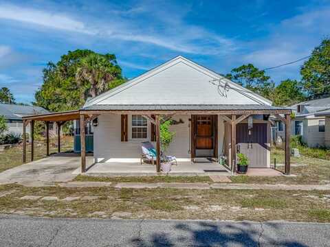 27-1 Parker St, Lanark Village, FL 32323