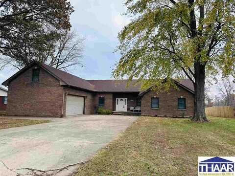 7676 E Cherry Drive, Terre Haute, IN 47802