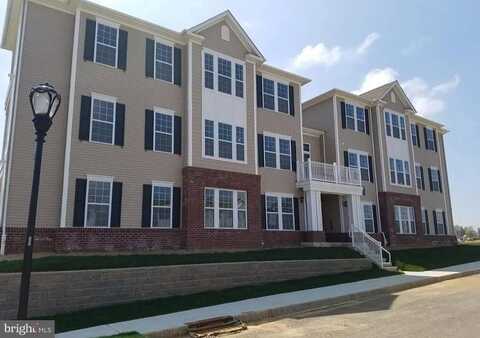 30 HARTMAN WAY UNIT, CHESTERFIELD, NJ 08515