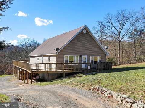 205 FAIRVIEW DRIVE, BURLINGTON, WV 26710