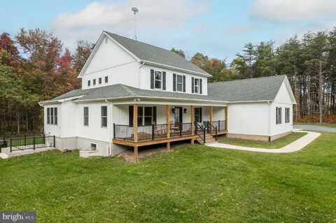 243 VESPER LN, CROSS JUNCTION, VA 22625