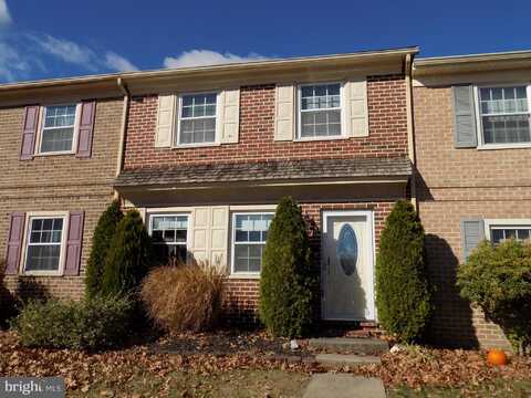 132 STONEGATE VILLAGE, QUAKERTOWN, PA 18951