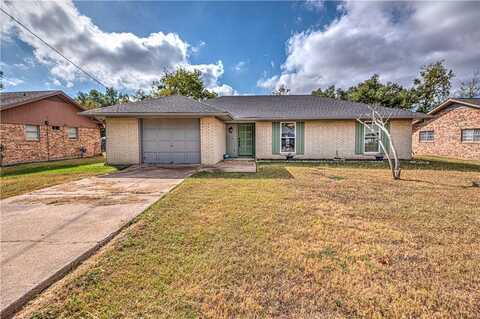 214 Royal Drive, Marlin, TX 76661