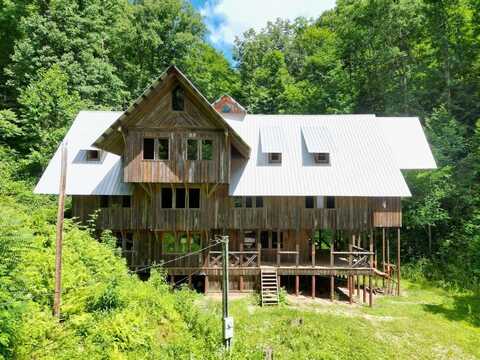 503 Fallen Timber Rd, Smithfield, WV 26437