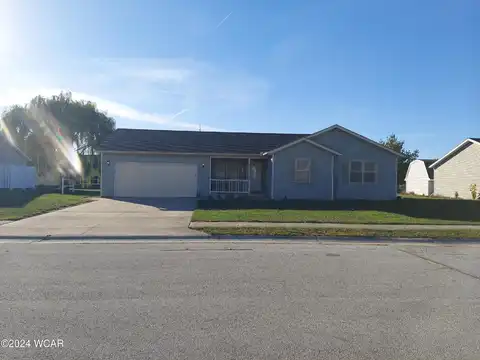 1109 Holley Street, Wapakoneta, OH 45895