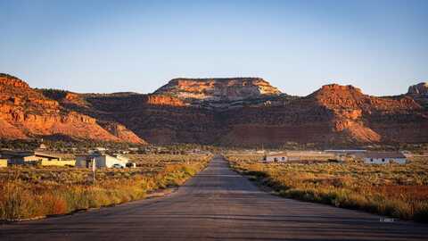 Tanzi Belle CIR, Kanab, UT 84741