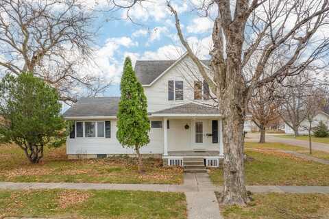 616 Chicago Street, Sumner, IA 50674