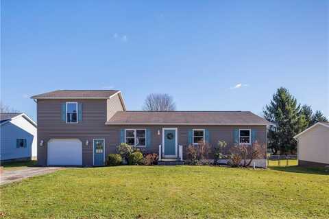 1303 Maplehurst Dr, Somerset, PA 15501