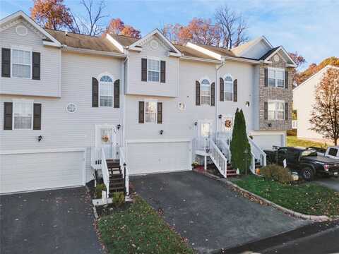 184 Mountain Dr, Carnegie, PA 15106