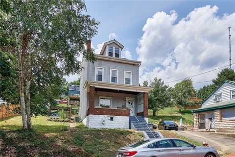 2157 Harbor St, Spring Hill, PA 15212