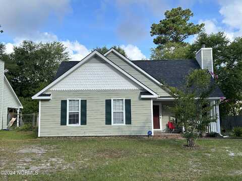 607 Sharease Circle, Wilmington, NC 28405