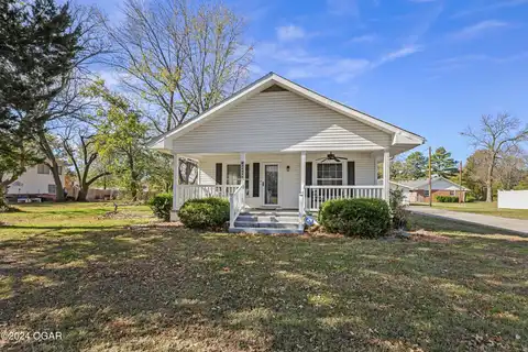 2404 Mina Avenue, Joplin, MO 64804