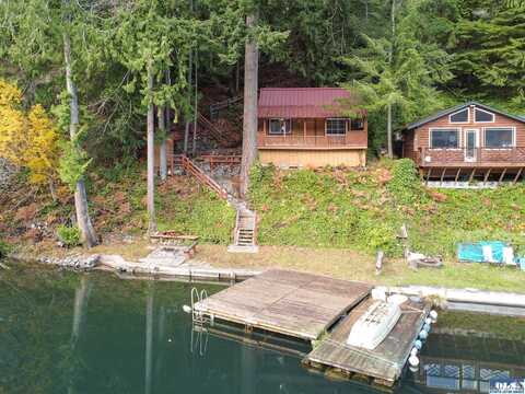 82 Sportsman Rd, Port Angeles, WA 98363