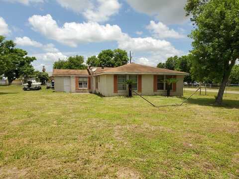 2609 W Highland Avenue, Aransas Pass, TX 78336