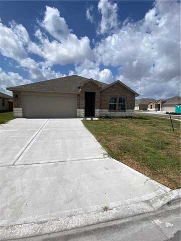 1353 Greenwich Park, Corpus Christi, TX 78415