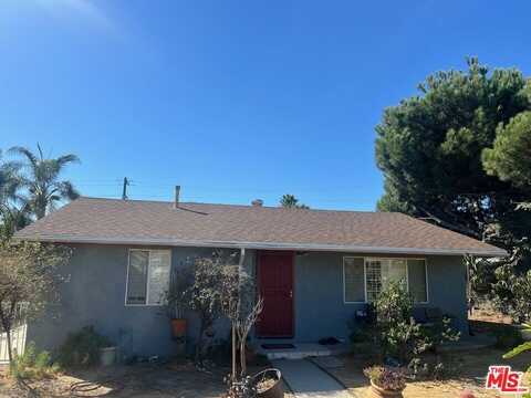 8449 Norris Ave, Sun Valley, CA 91352