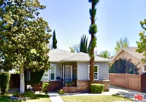 5052 Newcastle Ave, Encino, CA 91316