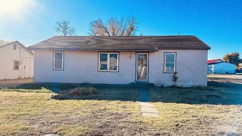 405 NW 2nd St, Laverne, OK 73848