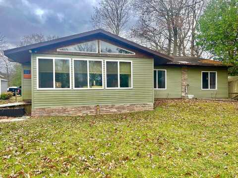 5376 Circle Drive, Reading, MI 49274