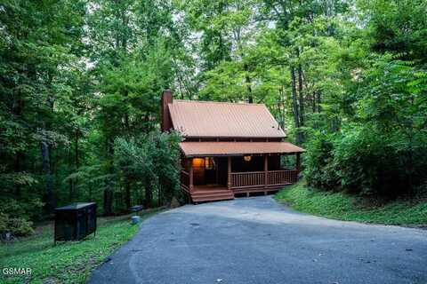 3433 Twin City Way, Pigeon Forge, TN 37863