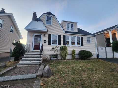 19 Woodward St, Saddle Brook, NJ 07663