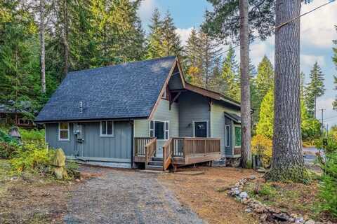 100 Timber Trail, White Pass, WA 98361