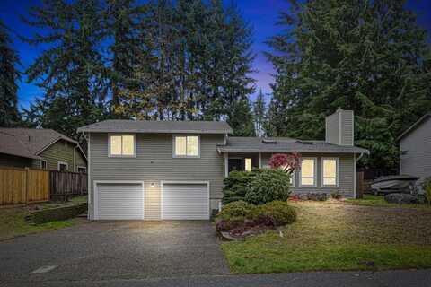 5217 SW 326th St, Federal Way, WA 98023