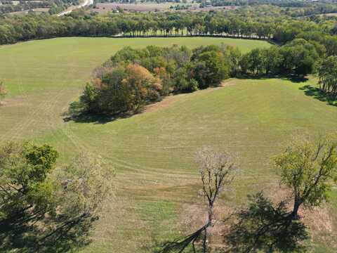 1605 Woodlake Road, Midway, KY 40347