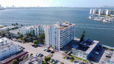 2016 Bay Dr, Miami Beach, FL 33141