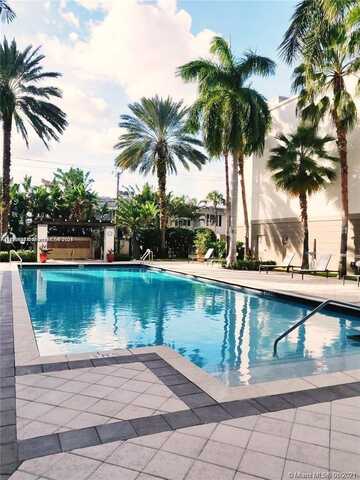 2401 NE 65th St, Fort Lauderdale, FL 33308