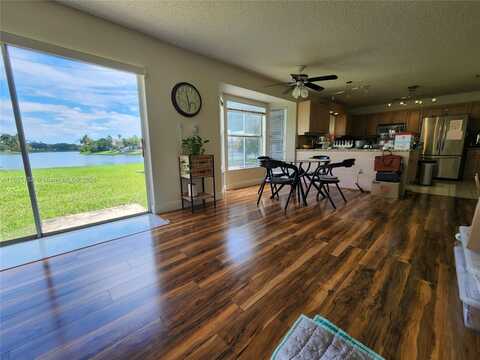 1287 NW 127th Dr, Sunrise, FL 33323