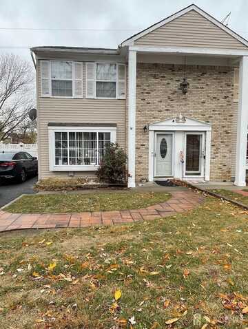 94 Brewster Circle, Old Bridge, NJ 08857