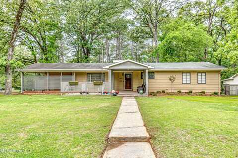 4407 Forest Park Drive, Jackson, MS 39211