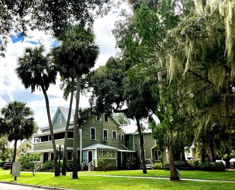 318 S PALMETTO AVENUE, SANFORD, FL 32771