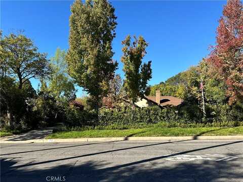 1707 Grandview Avenue, Glendale, CA 91201