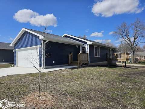 215 E K Street, Forest City, IA 50436