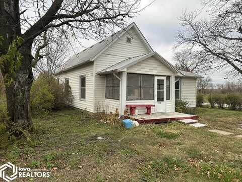 213 E Short Street, Russell, IA 50238