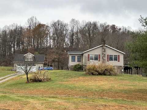 2815 Stalnaker Road, Philippi, WV 26416