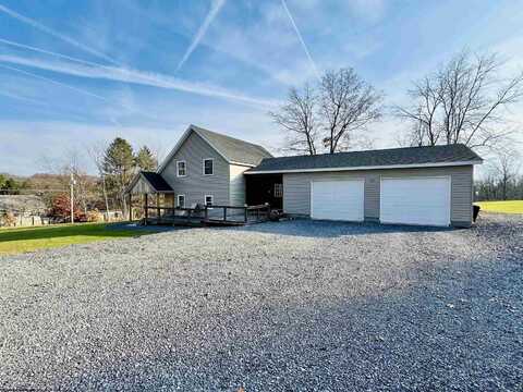 625 Q Road, Arthurdale, WV 26520