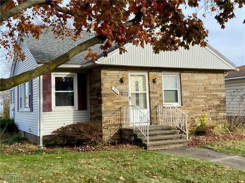 300 Lake Road, Conneaut, OH 44030