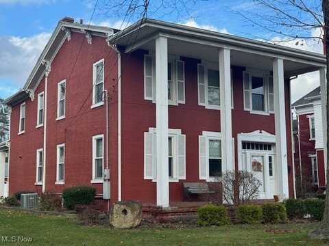 367 E Lincoln Way, Lisbon, OH 44432