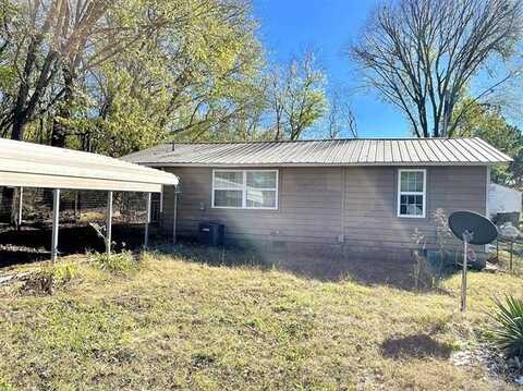 117 Choctaw Avenue, Marble City, OK 74945