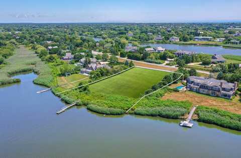 116 Brennans Moor, Water Mill, NY 11976