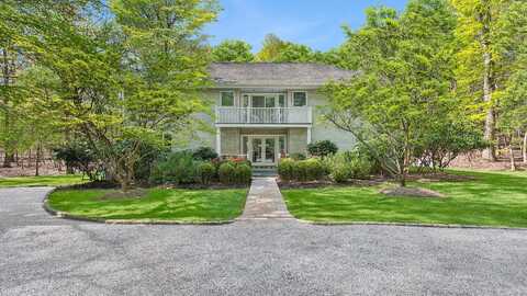 7 La Foret Lane, Amagansett, NY 11930