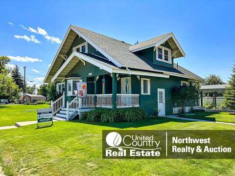 404 S Central Ave, Malta, MT 59538