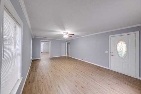513 W Debard, PALESTINE, TX 75801