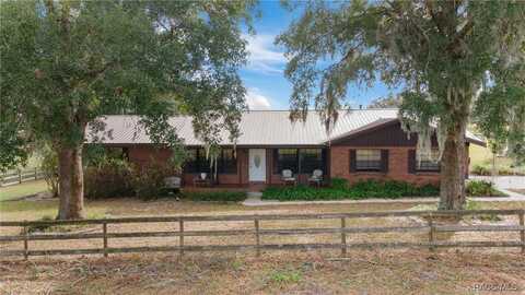 4540 W Woodlawn Street, Dunnellon, FL 34433